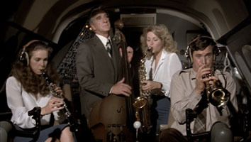 airplane-movie_zpskivuyuo7.jpg