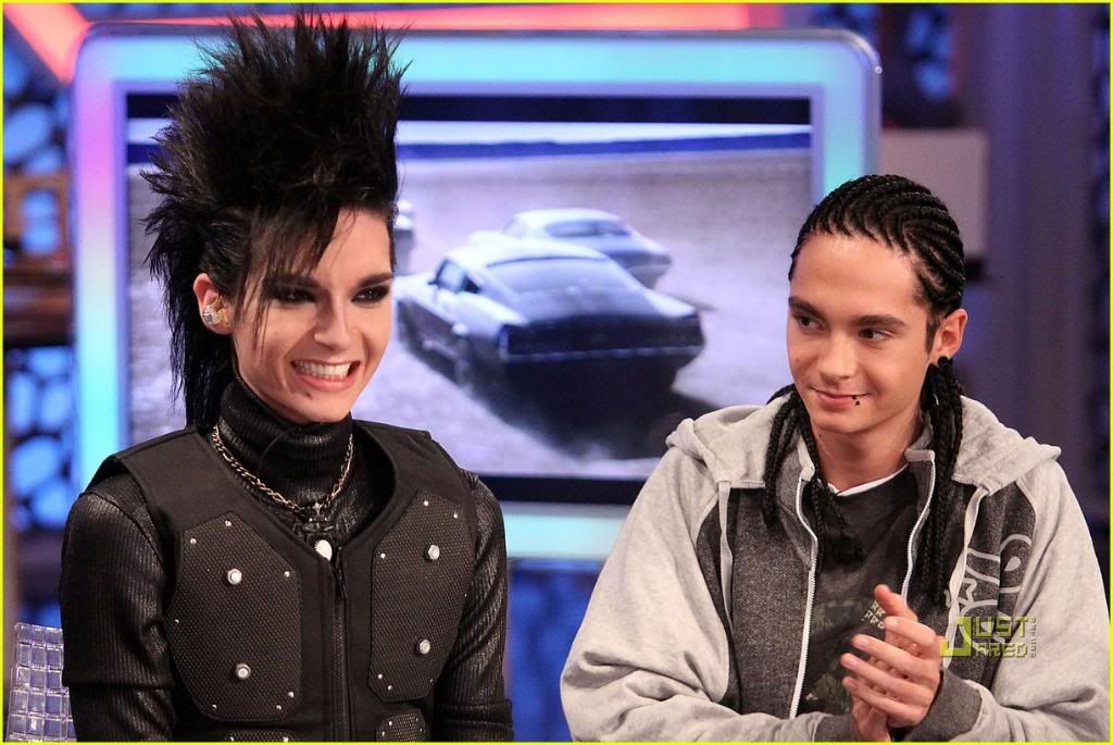 starters friend reader darling sodaheads livejournal compatriots rock Tokio Hotel Bill and Tom Kaulitz 2010 Pictures, Images and Photos